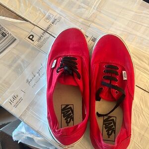 Vans men's 6. Used condition. Needs new laces. Lots of wear left.